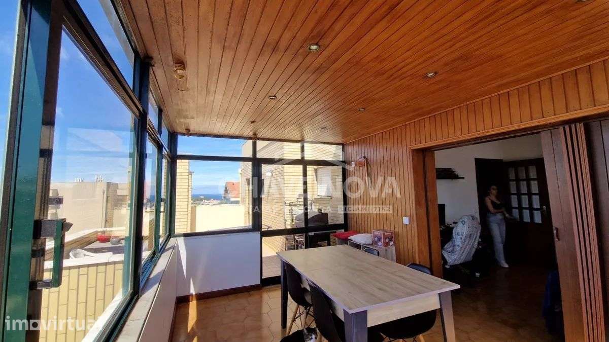 T3 c/ Terraço, Garagem Box e Vistas Mar em Arcozelo - Grande imagem: 5/24