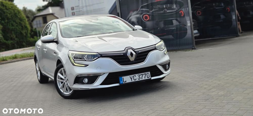 Renault Megane BLUE dCi 115 EDC INTENS - 23