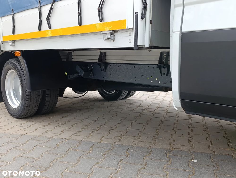 Iveco DAILY - 17