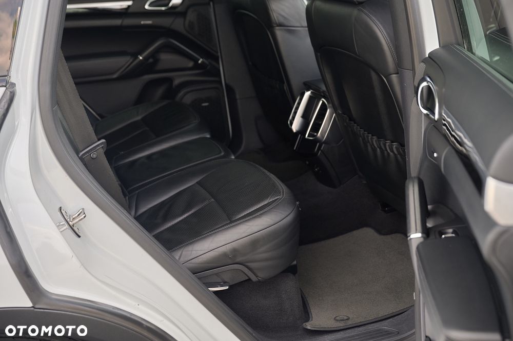 Porsche Cayenne Diesel - 26