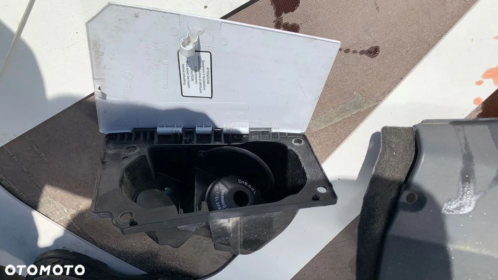 DUCATO BOXER klapka wlewu paliwa - 2
