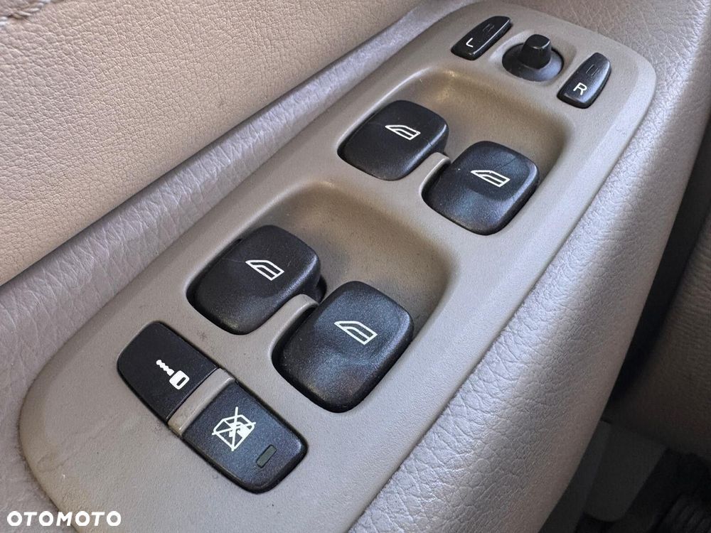 Volvo XC 90 4.4 V8 AWD Executive - 27