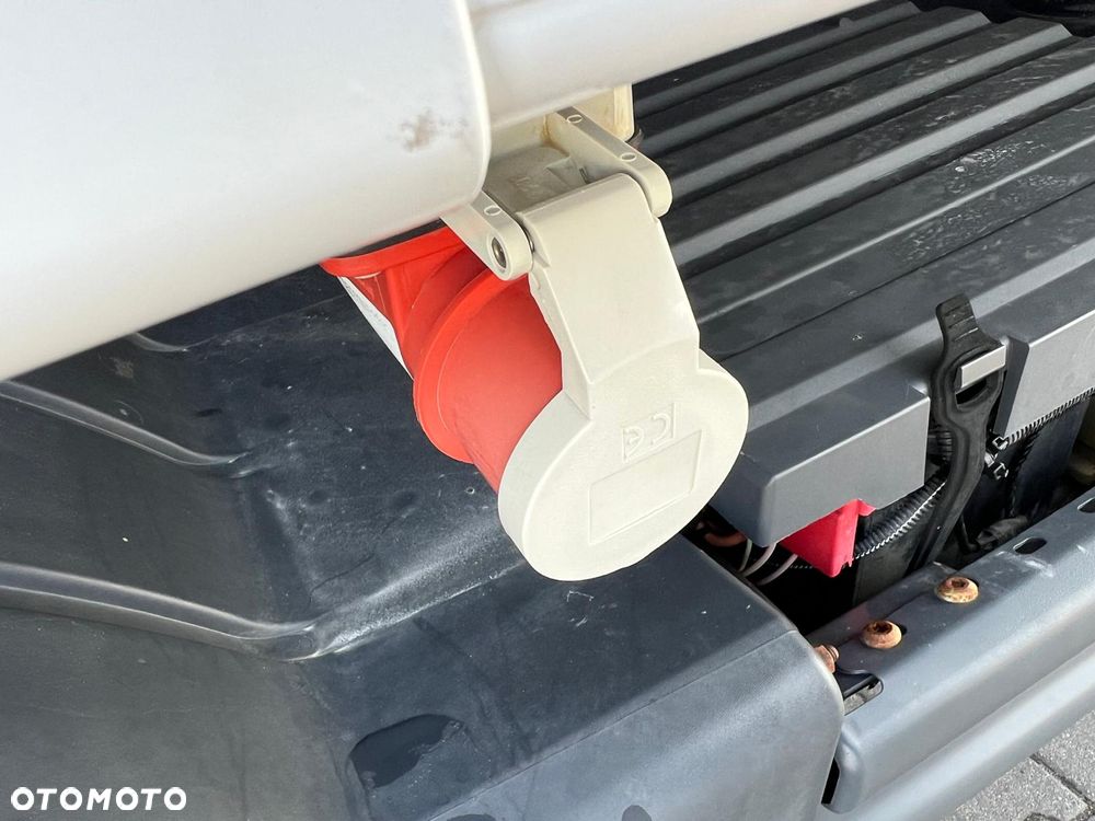 Mercedes-Benz ATEGO 816 EURO 6 CHŁODNIA HAKOWA KONTENER IZOTERMA LAMBERET - 16