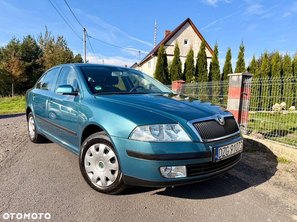 Skoda Octavia 1.6 Ambiente - 1