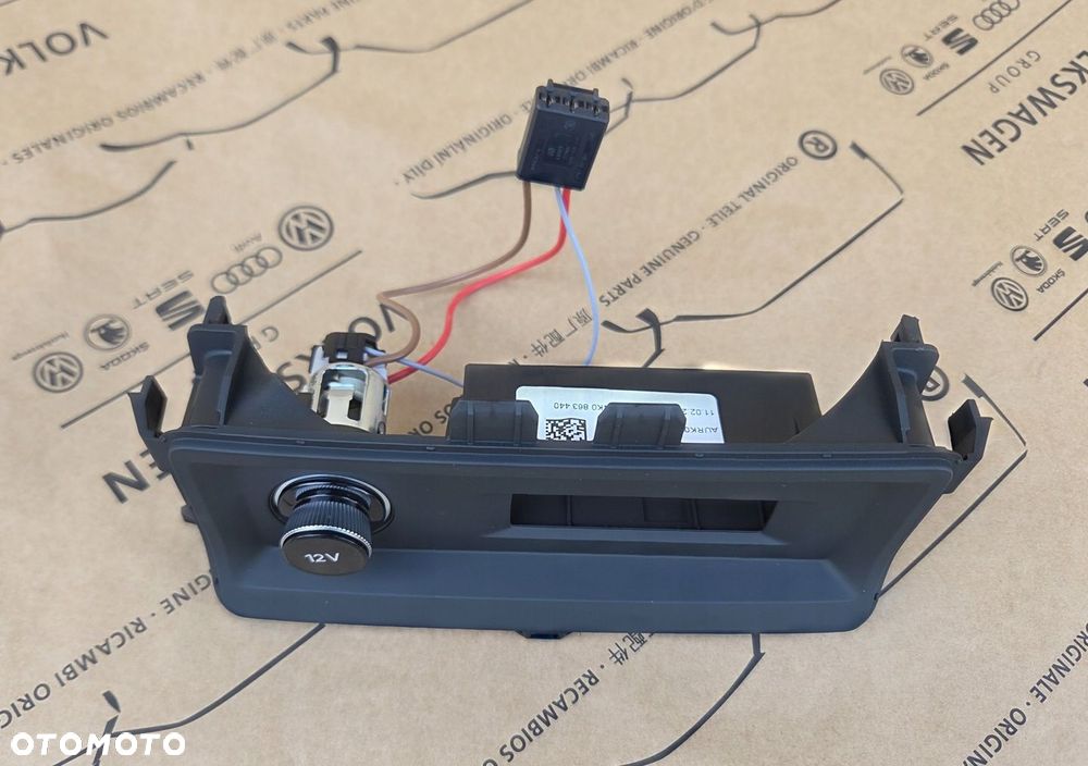 AUDI A6 S6 RS6 A7 S7 RS7 C8 TAPICERKA TUNELU GNIAZDO ZAPALNICZKI 4K0863440 - 2