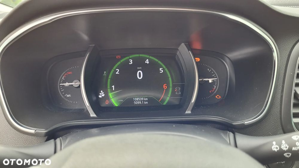 Renault Megane 1.3 TCe FAP Limited - 9