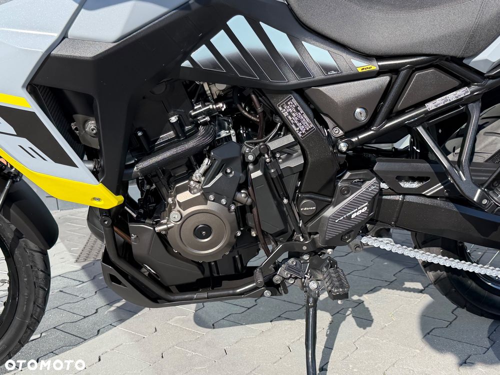 Suzuki V-STROM - 35