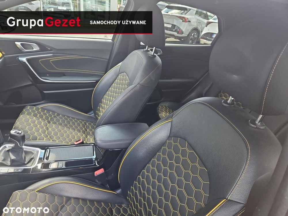 Kia XCeed 1.4 T-GDI L Business Line - 11