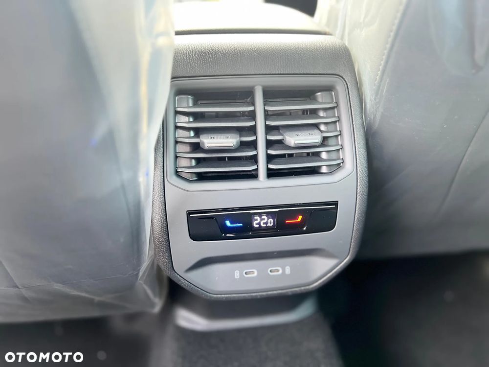 Cupra Leon 1.5 eTSI mHEV DSG - 12