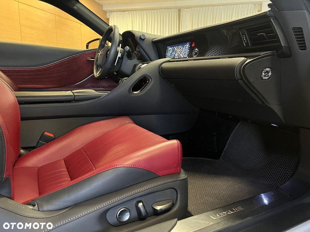 Lexus LC - 9