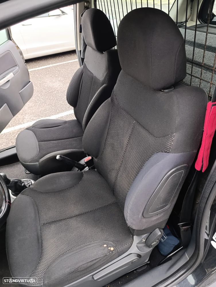 Citroën C2 1.4 HDi VTR - 16