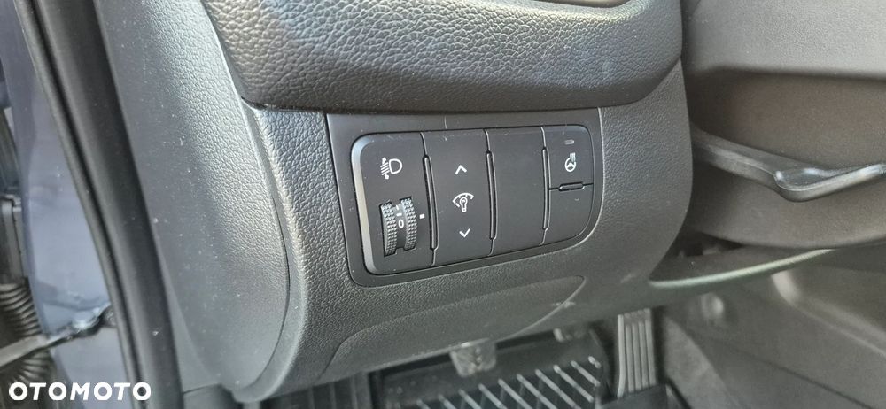 Kia Ceed - 30