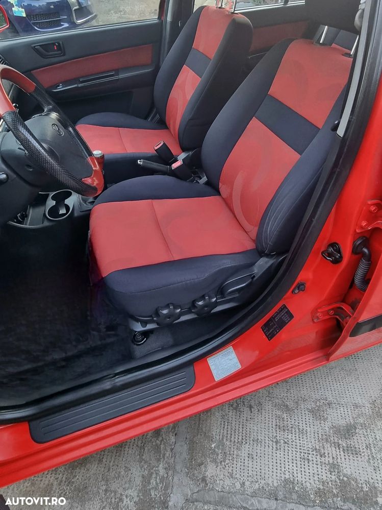 Hyundai Getz F/L 1.1 SOHC 5 DR GL COMFORT - 4