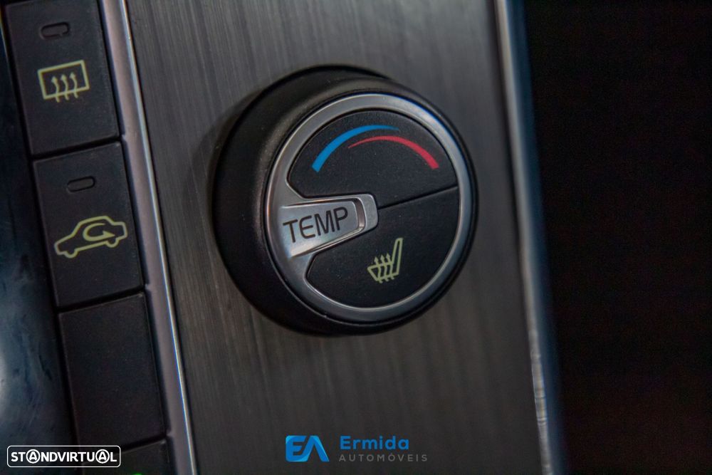 Volvo V60 2.0 D3 Momentum - 51