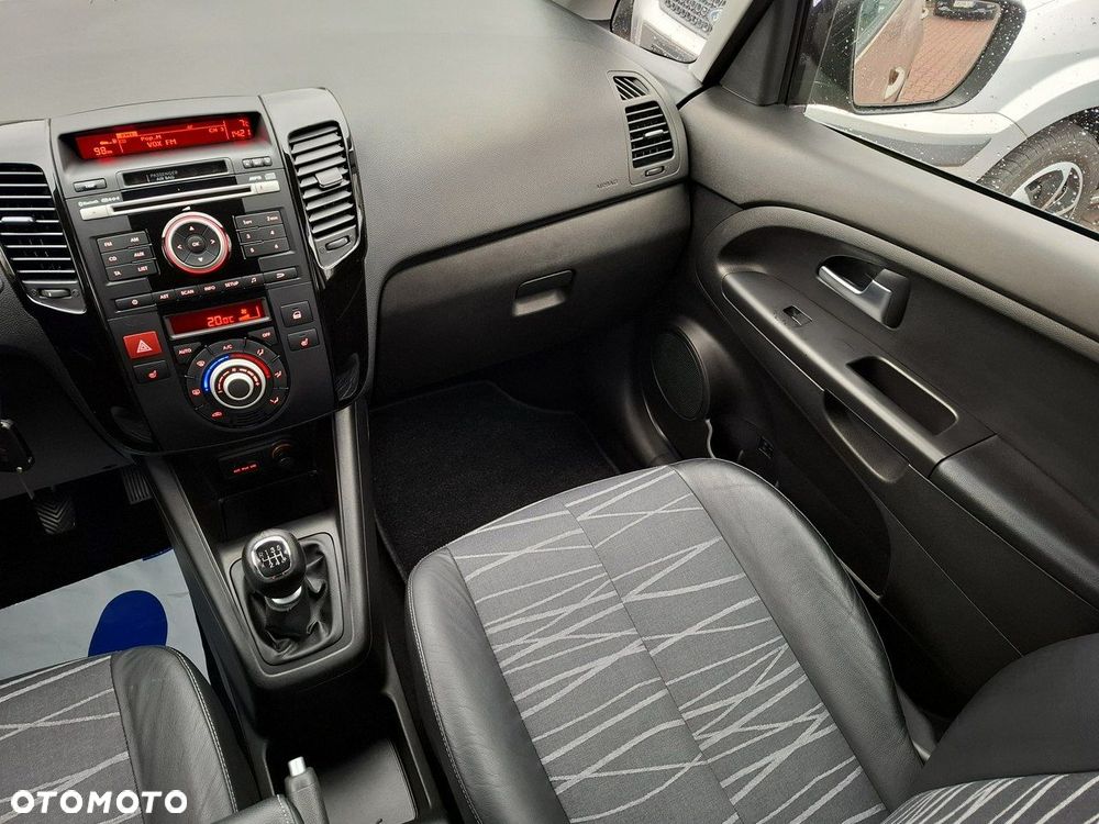 Kia Venga 1.6 CRDi 128 Business Line - 18