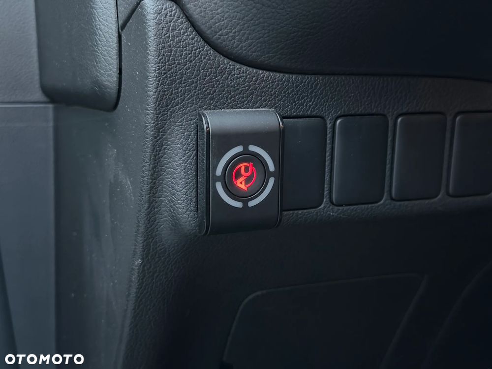 Mitsubishi Outlander - 18