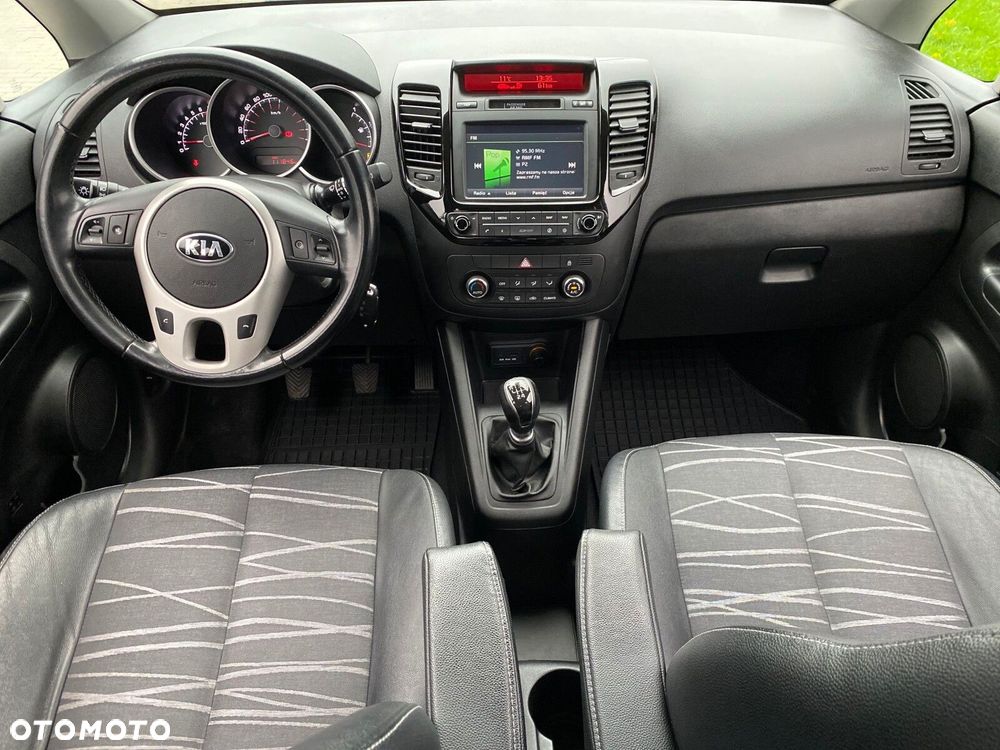 Kia Venga - 13