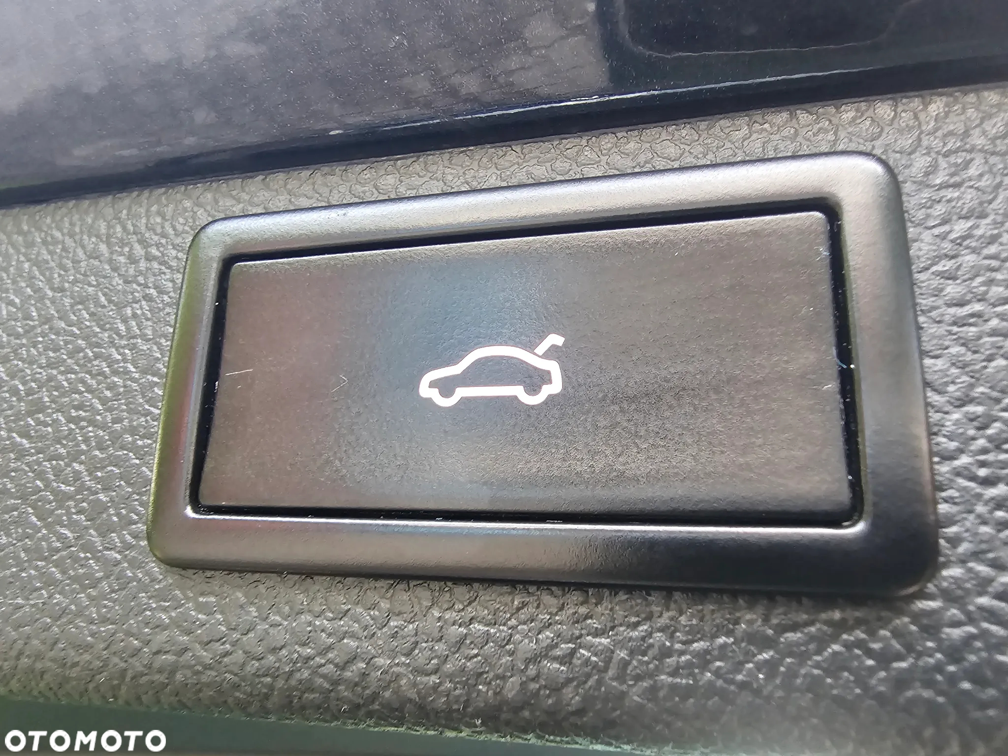 Skoda Superb 2.0 TDI Elegance DSG - 30