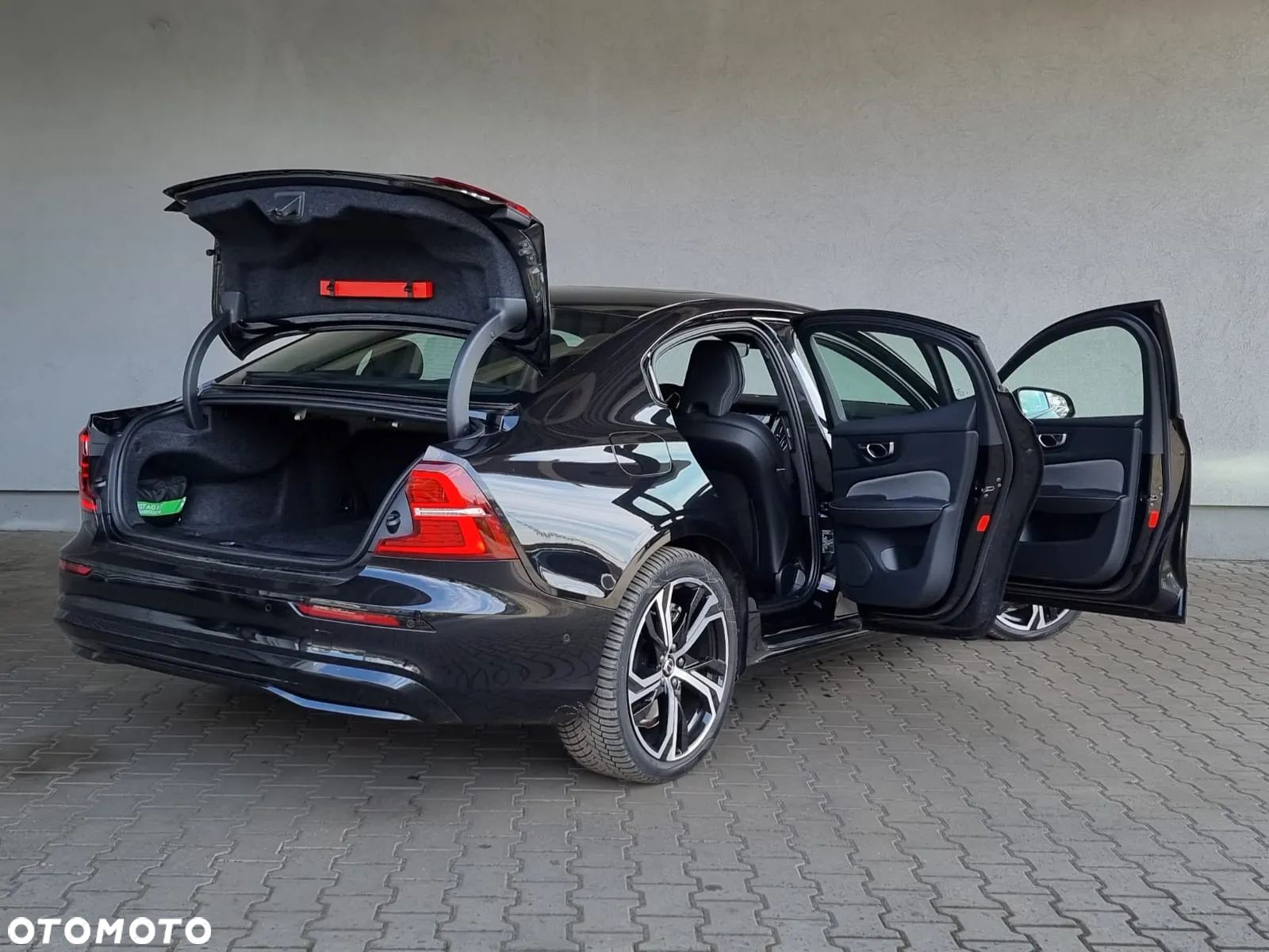 Volvo S60 B5 B AWD Ultimate Dark - 6