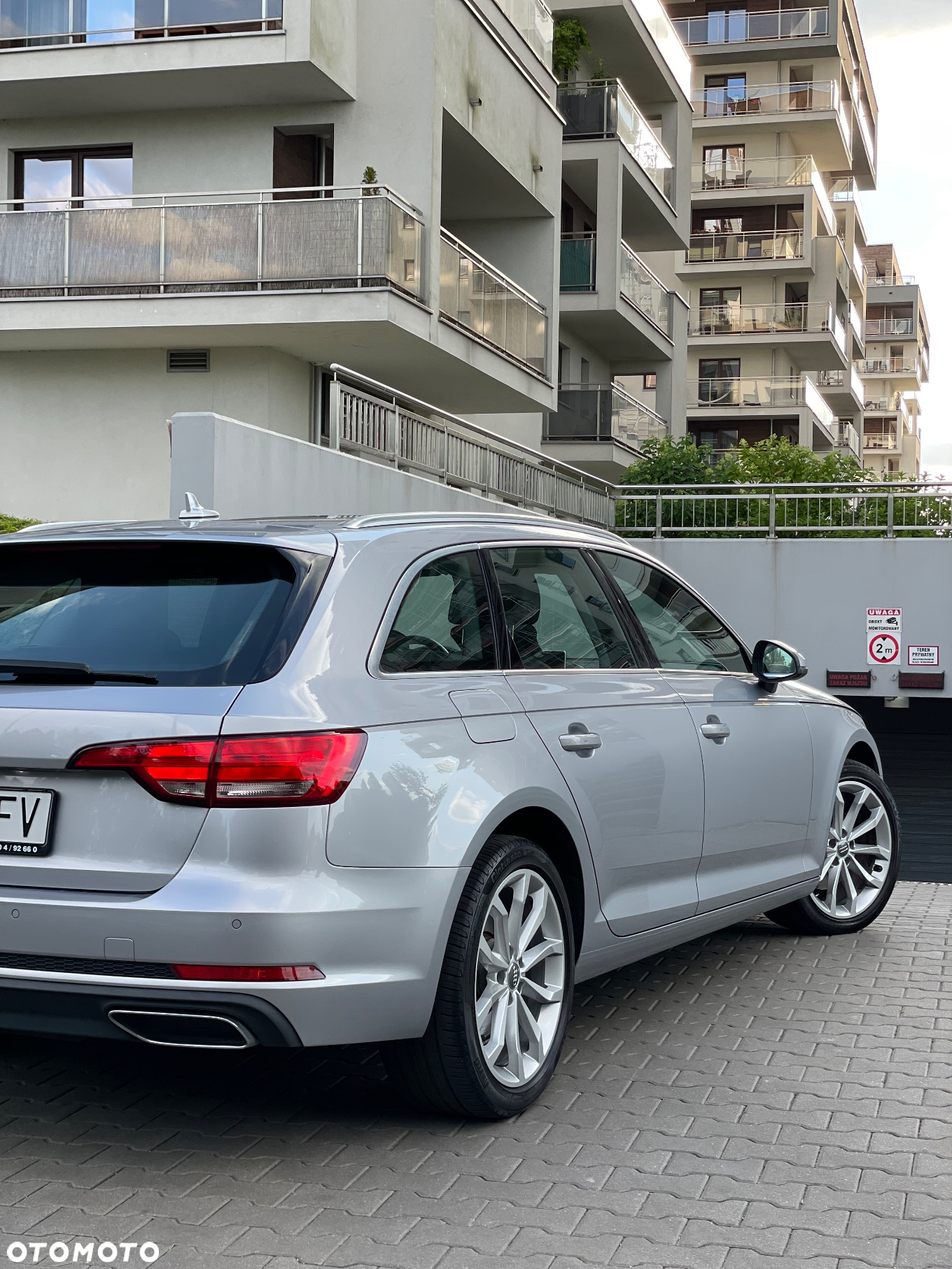 Audi A4 Avant 35 TDI S tronic - 12