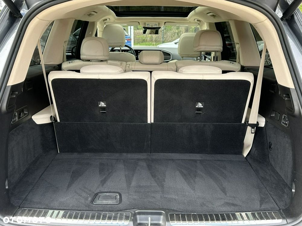 Mercedes-Benz GLS - 10