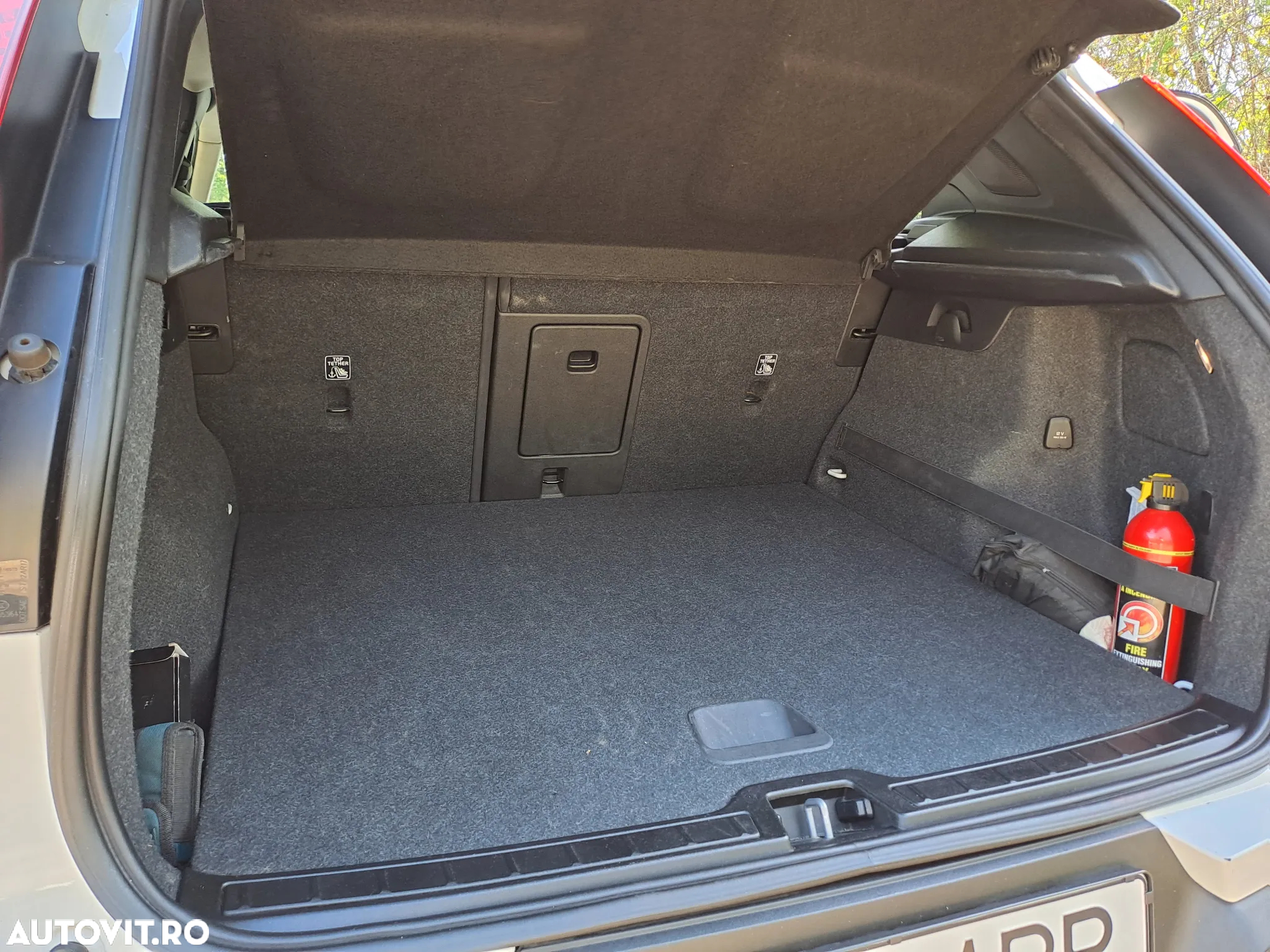 Volvo XC 40 D3 AWD Geartronic Momentum - 14