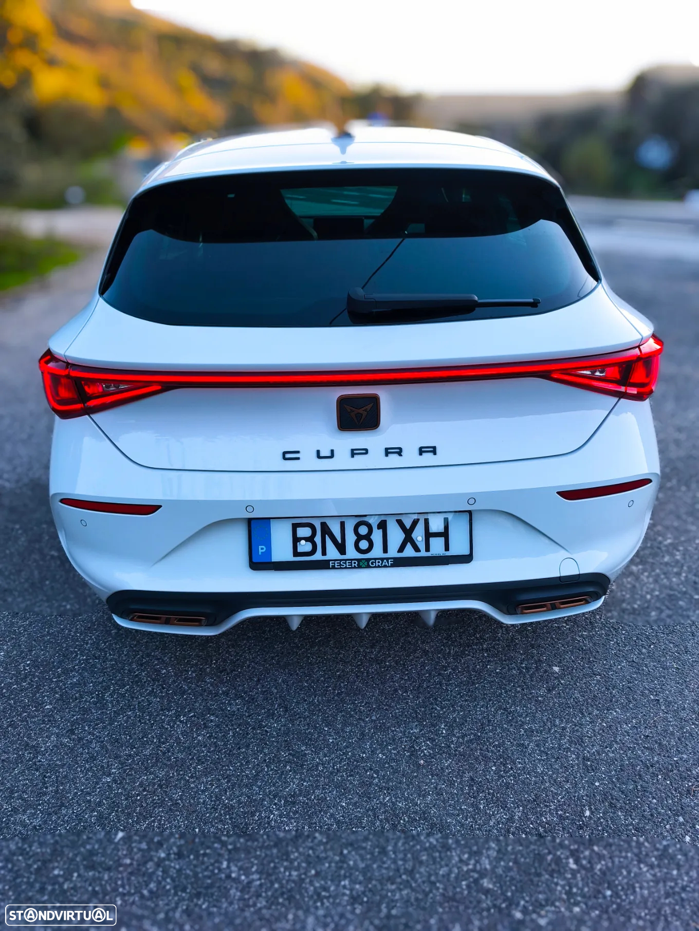 Cupra Leon 1.4 e-Hybrid VZ DSG - 10