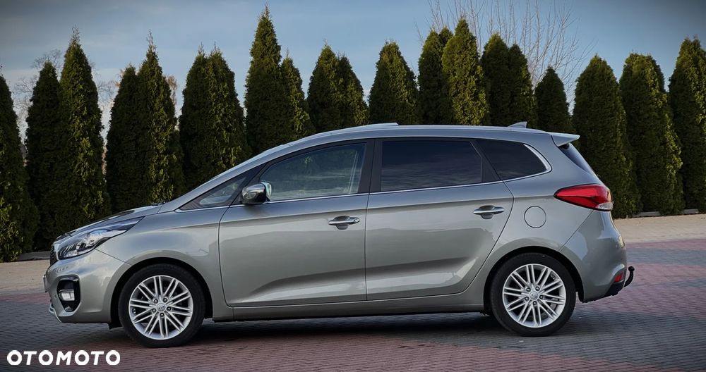 Kia Carens 1.7 CRDi S 7os - 15