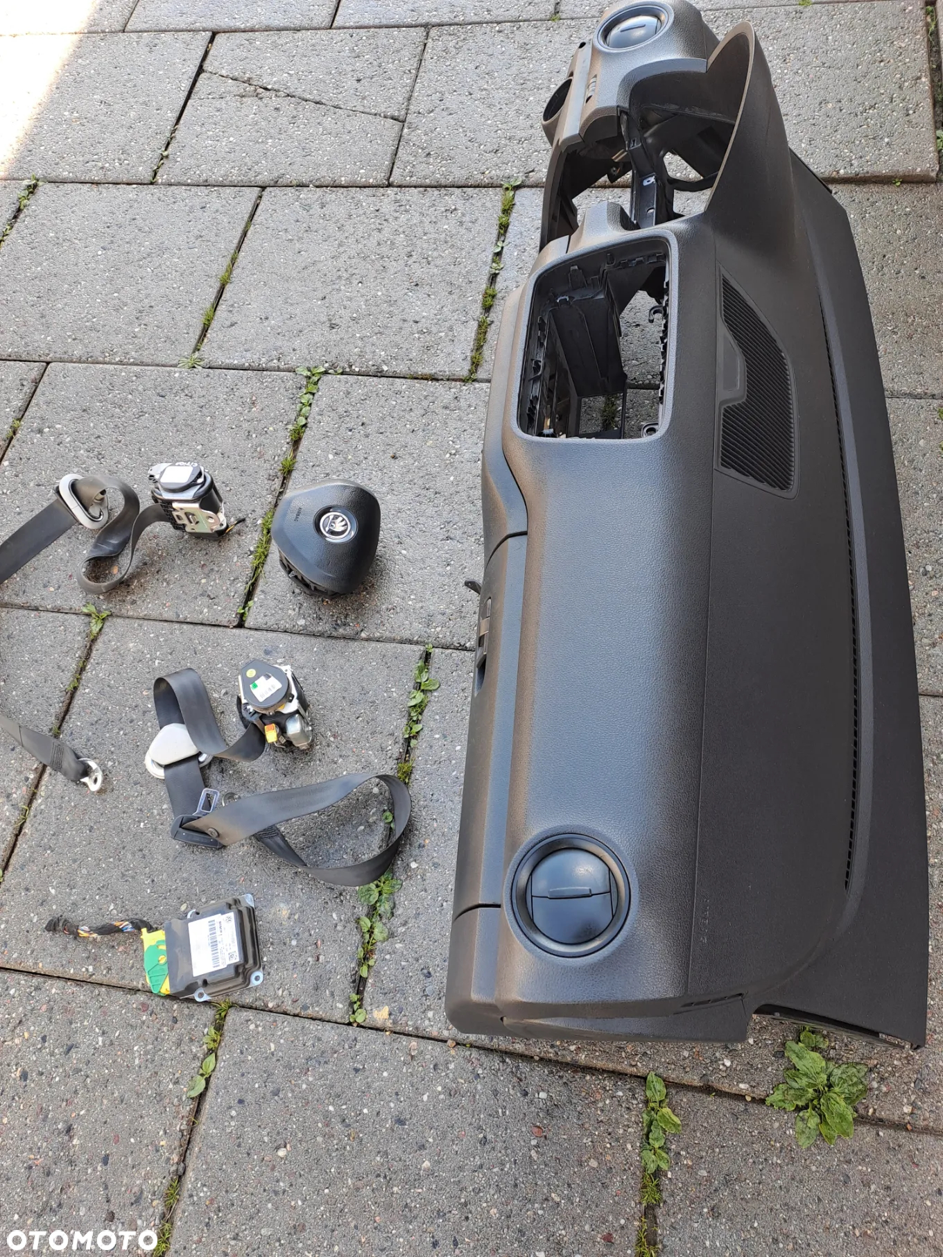 Skoda Citygo Volkswagen Up deska rozdzielcza konsola poduszki pasy sensor i inne - 5