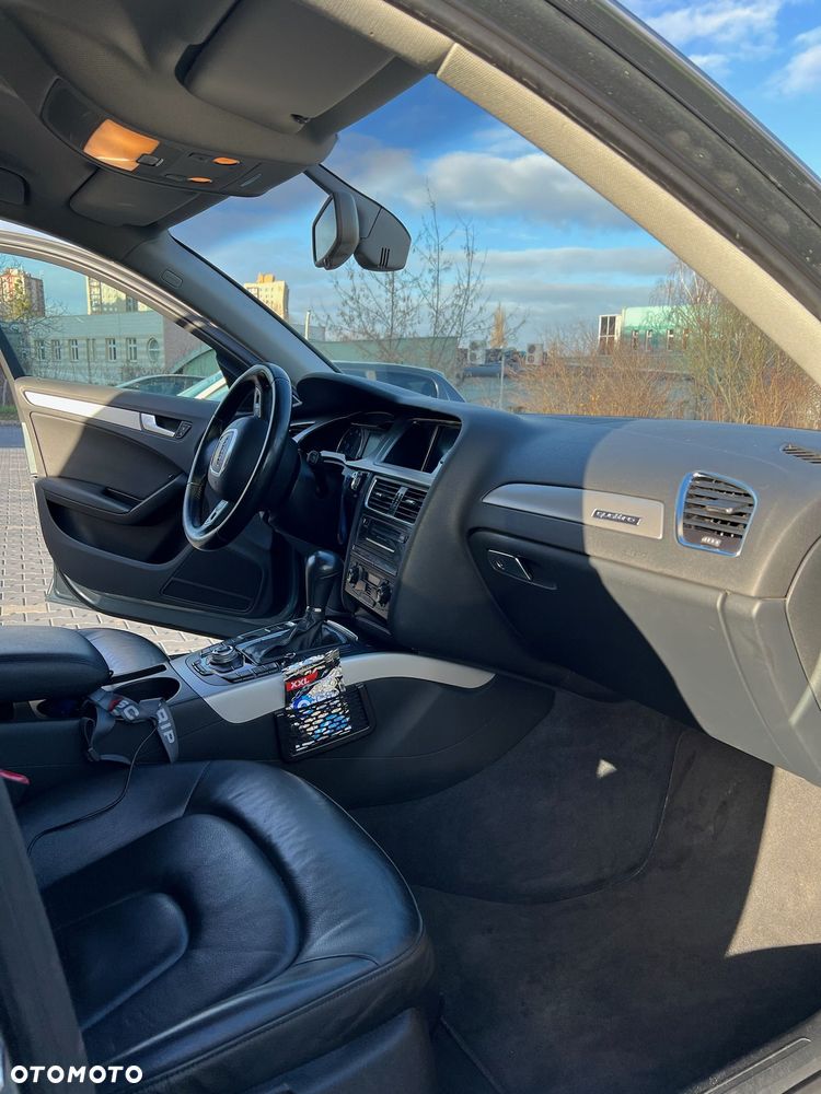 Audi A4 Allroad - 11