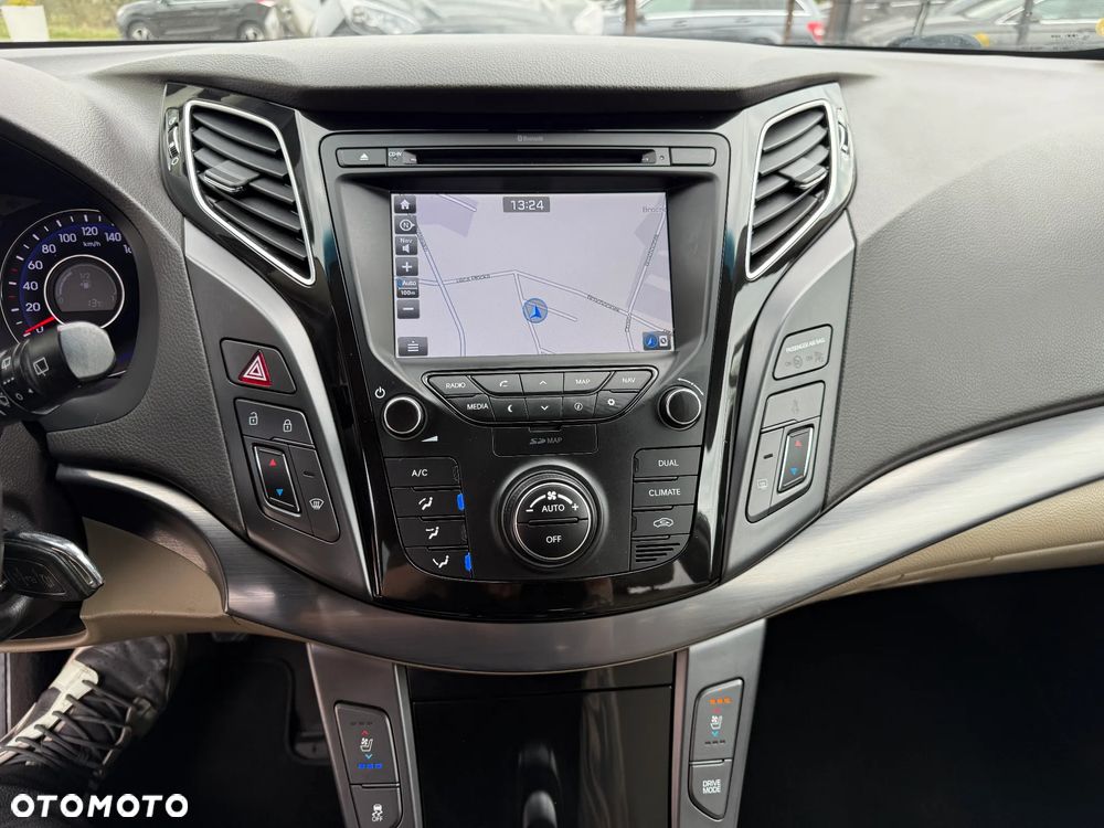 Hyundai i40 Kombi 1.7 CRDi Premium - 34