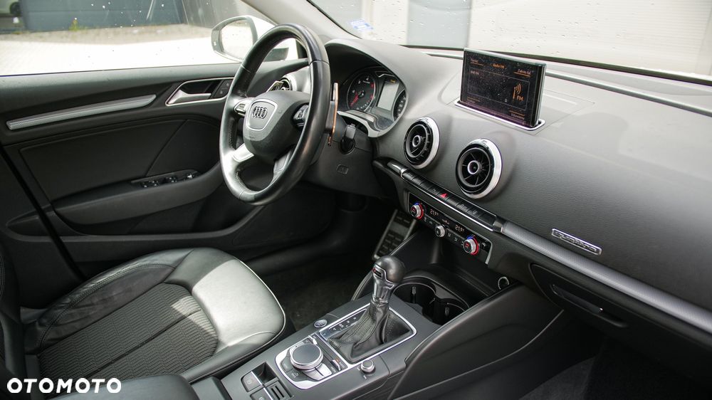 Audi A3 Sportback 2.0 TDI (clean diesel) quattro S tronic Attraction - 23