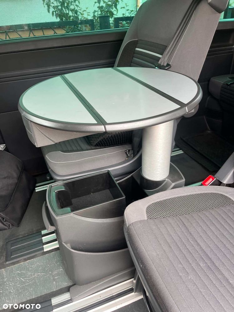 Volkswagen Multivan - 7