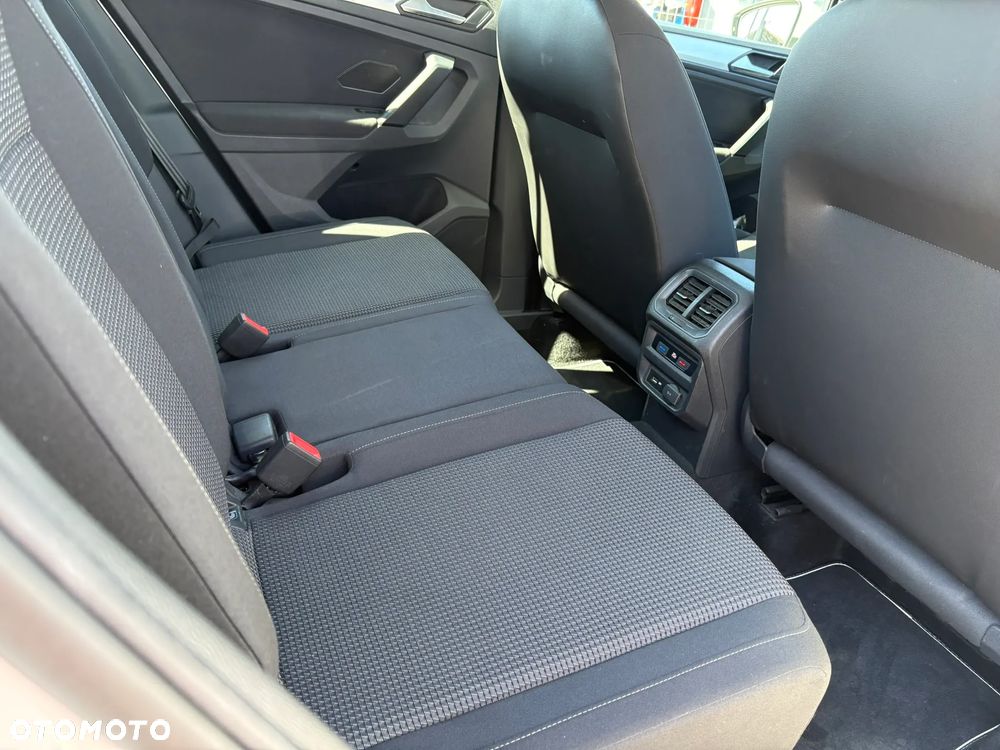 Volkswagen Tiguan 1.5 TSI EVO Comfortline DSG - 24