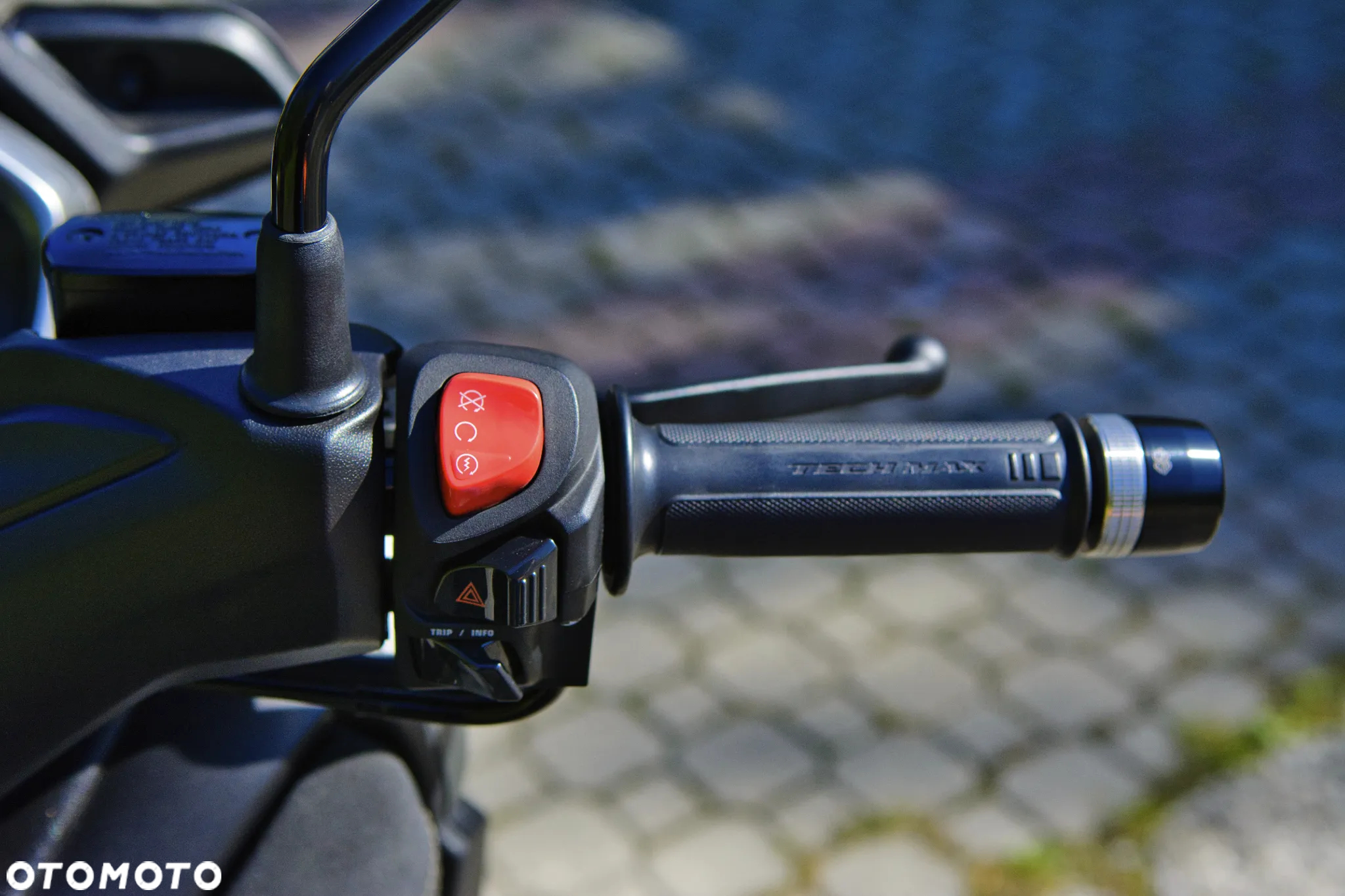 Yamaha X-max - 17