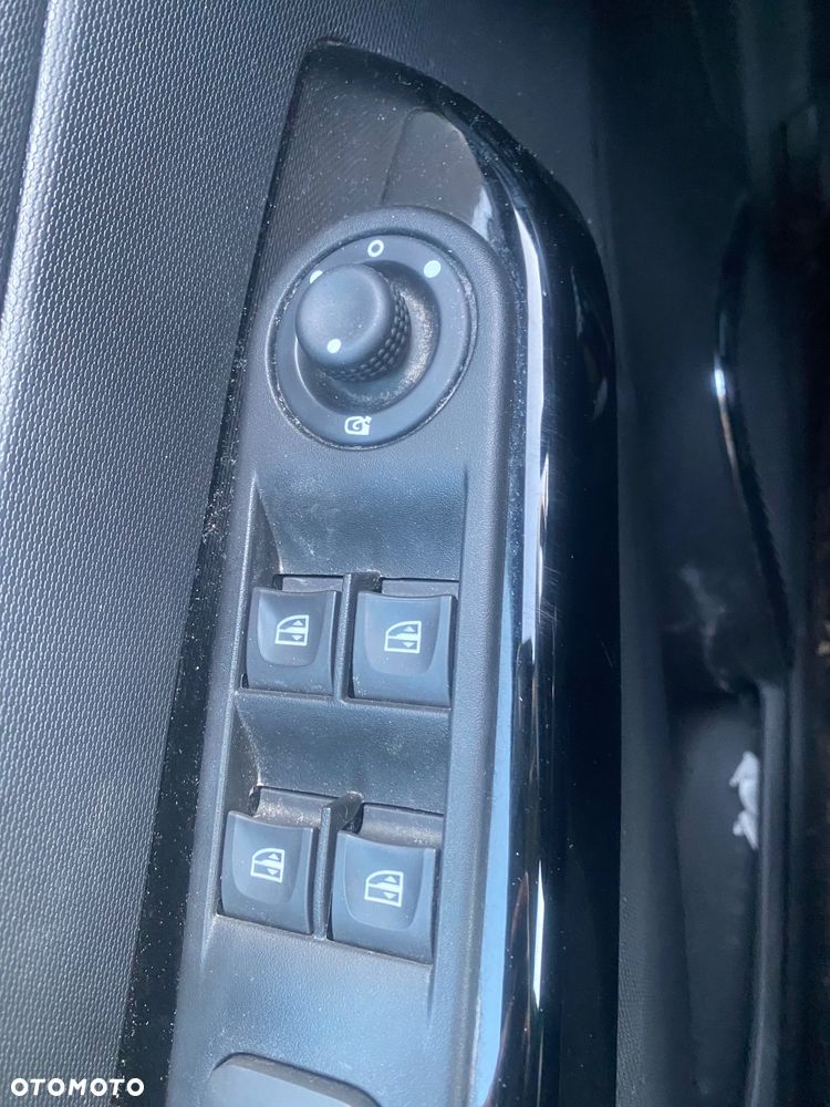 Renault Captur ENERGY dCi 110 Start&Stop Intens - 17