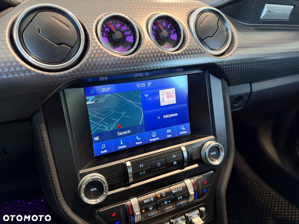 Ford Mustang - 16