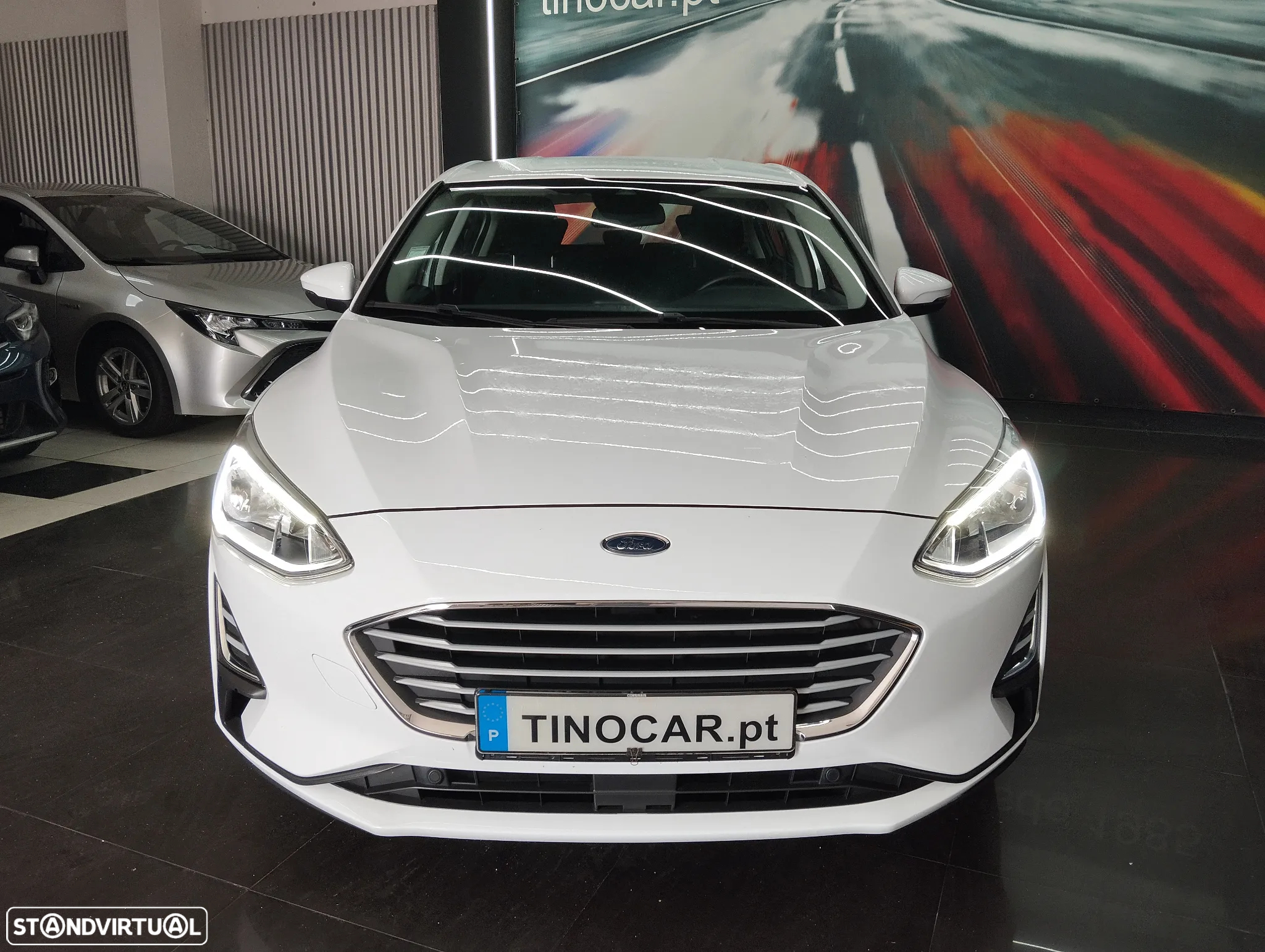 Ford Focus 1.0 EcoBoost Business - 8