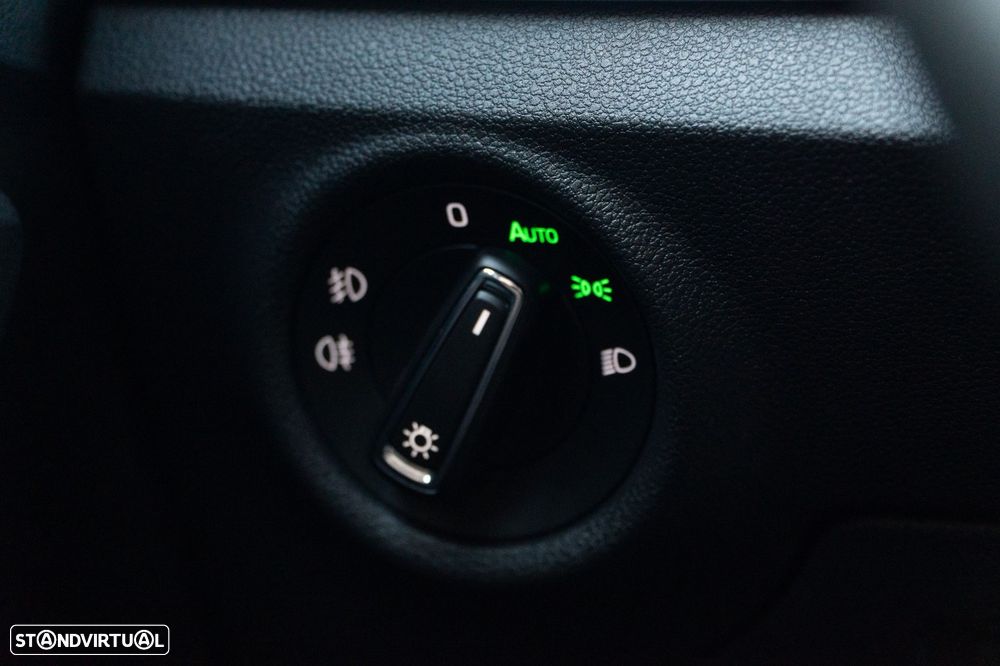 Skoda Kamiq 1.0 TSI DSG Ambition - 19