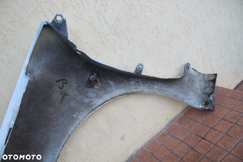 BŁOTNIK PRAWY PRZEDNI PRZÓD PEUGEOT 307 - 7