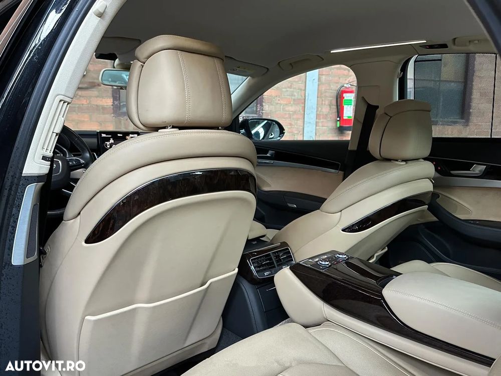 Audi A8 - 14