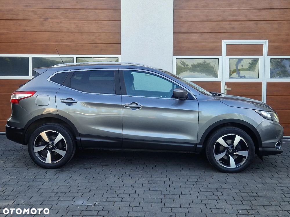 Nissan Qashqai - 14