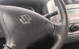 Suzuki Liana 1.6 - 4