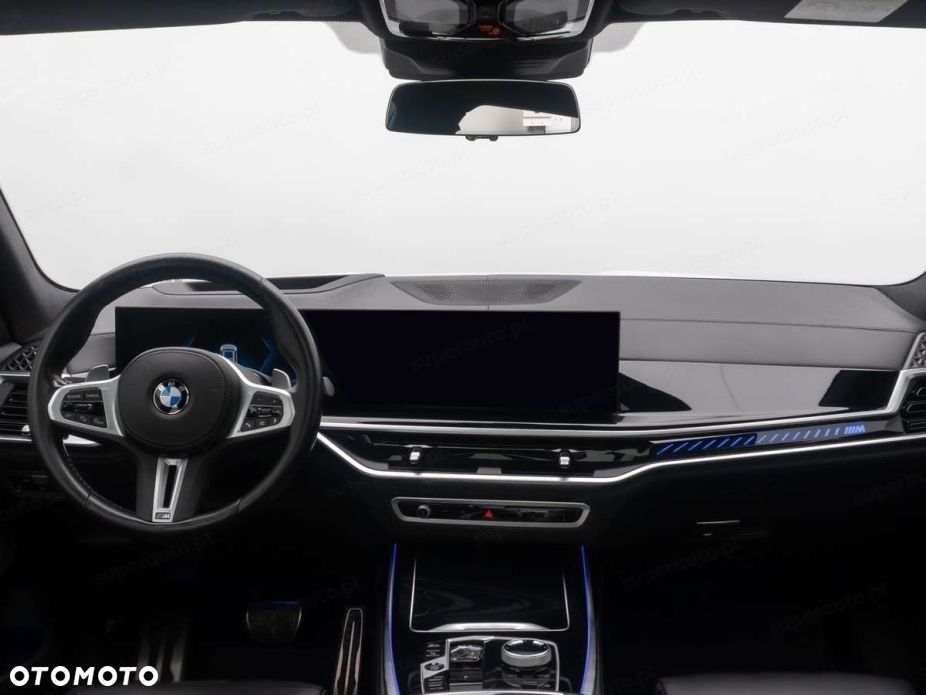 BMW X7 M60i xDrive mHEV sport - 11