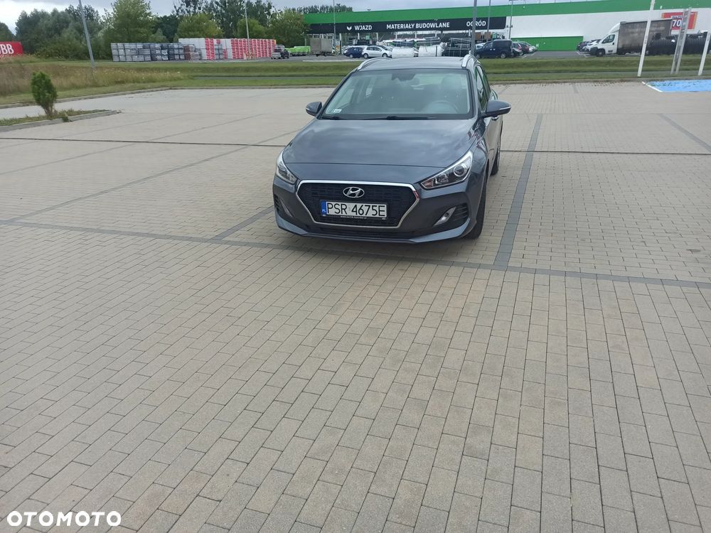 Hyundai i30 1.4 T-GDI Classic + DCT - 1