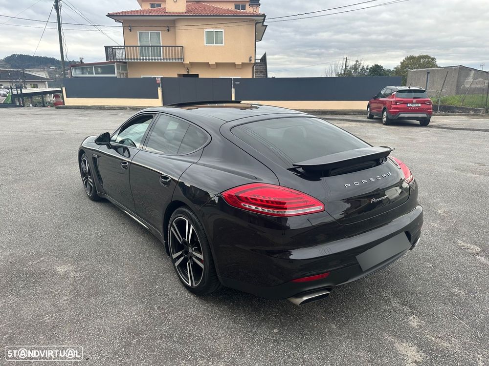 Porsche Panamera Standard - 8