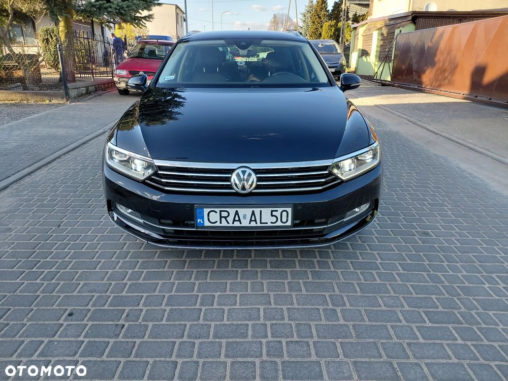 Volkswagen Passat 2.0 TDI SCR Highline - 13