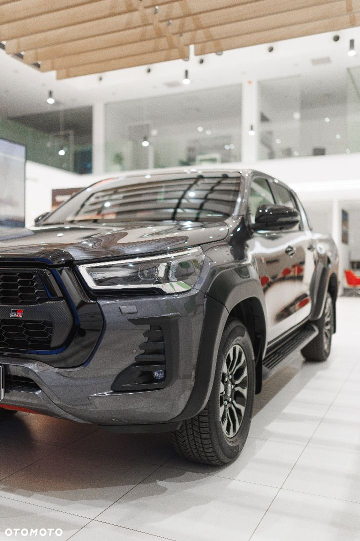 Toyota Hilux - 20