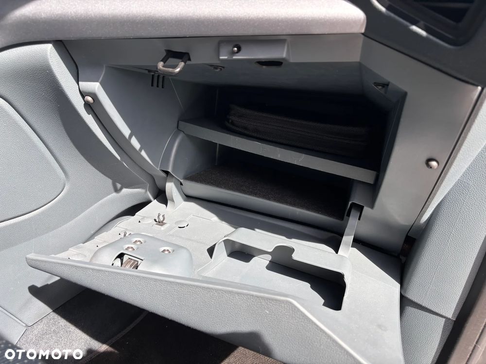 Ford C-MAX ver-1-0-ecoboost-start--stopp--system-ambiente - 23