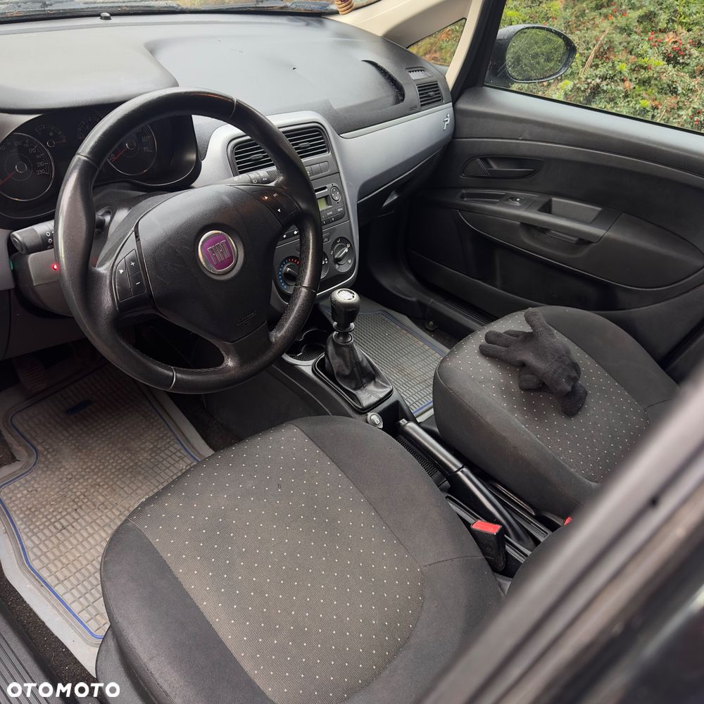Fiat Punto - 8
